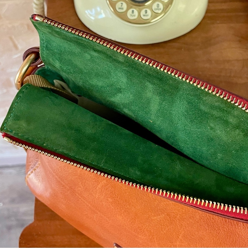 Vintage Dooney & Bourke Florentine Leather Laurel Crossbody Bag Purse - Picture 12 of 16